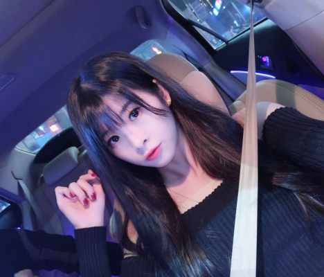 私人定制的花儿朵朵❤️_mmexport1645559257890.jpg